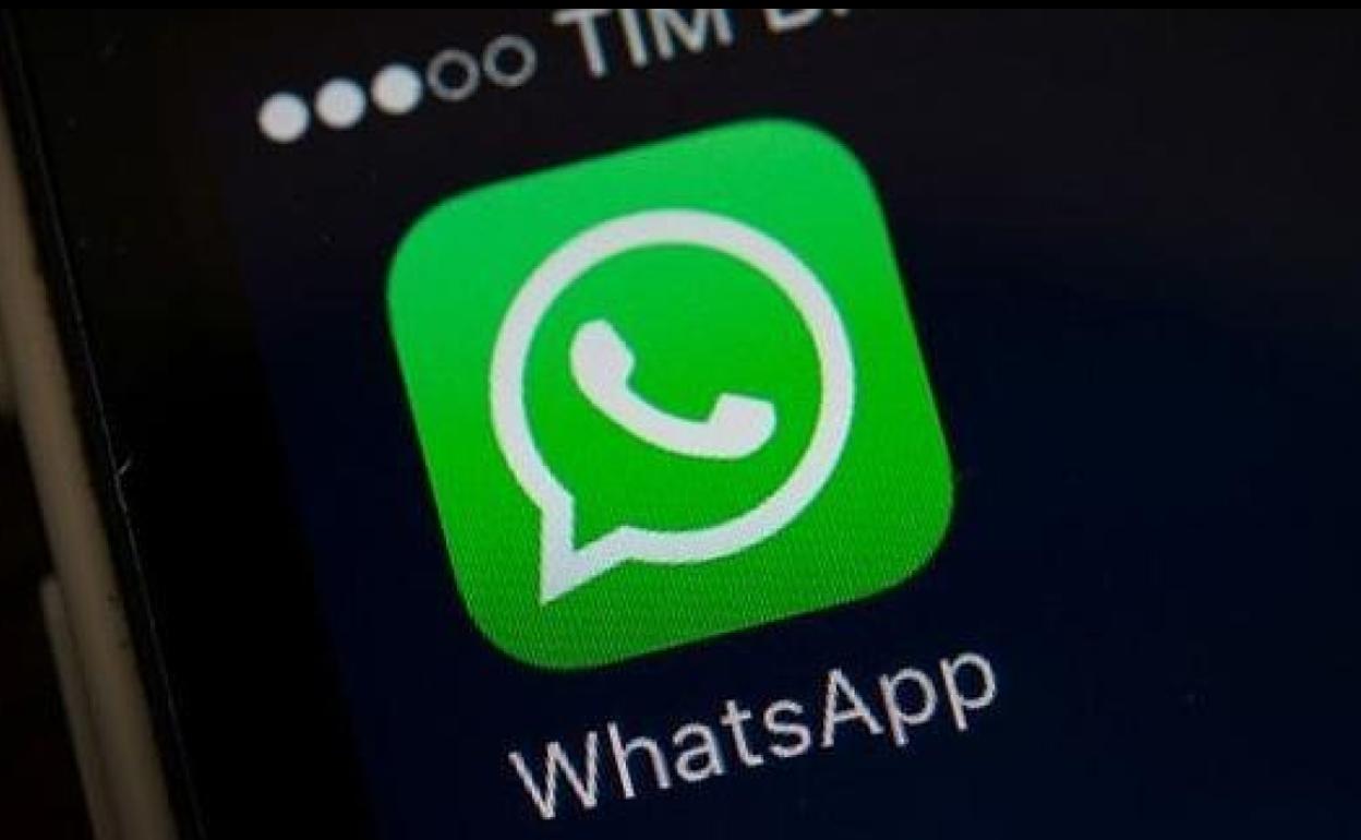 Alerta por una estafa a través de WhatsApp que suplanta a la Policía para robar los datos de las víctimas