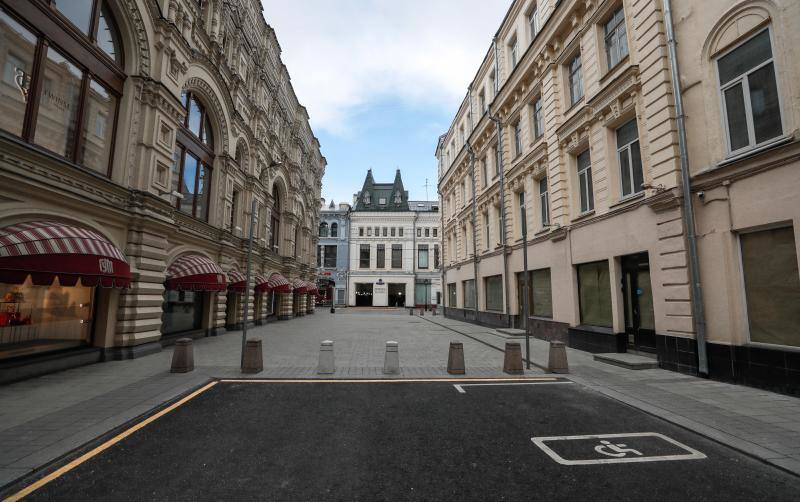 Algunas de las ciudades más importantes del mundo se han quedado casi sin vida debido a la pandemia del coronavirus. Nueva York, París, Berlín, Moscú, Londres o Tokio se muestran como nunca las habíamos visto.