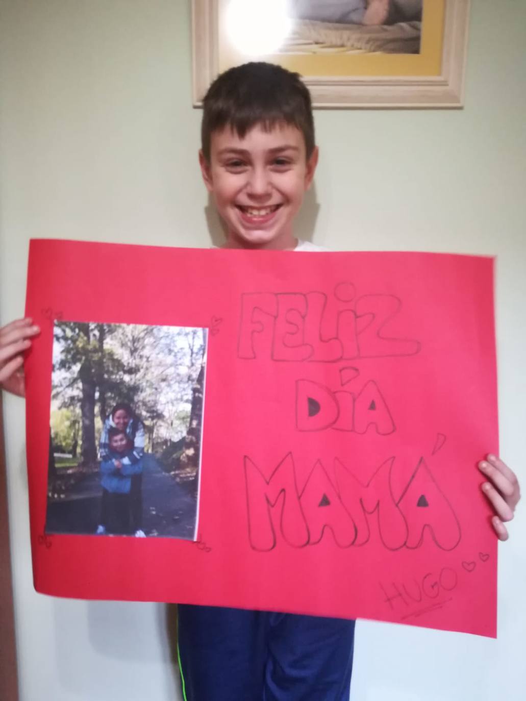 Feliz día de la madre. Hugo