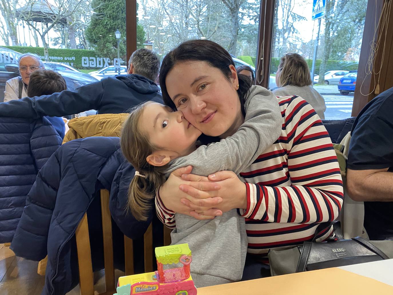 Muchas felicidades a Vanesa, la mejor mamá del mundo. Te quiere Vega