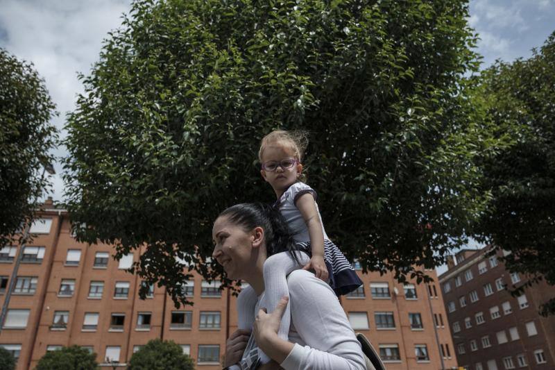 Desde las 6 de esta mañana, deportistas y paseantes reconquistaban las calles, paseos y playas tras más de 40 días confinados.