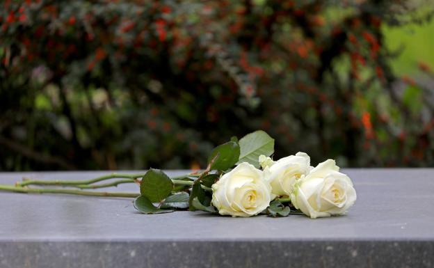 Los entierros y velatorios se podrán celebrar con un máximo de 15 personas