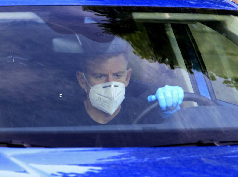 Lo hacen tras realizar ya los test de detección del coronavirus. La plantilla acudió a las instalaciones con mascarillas protectoras. 