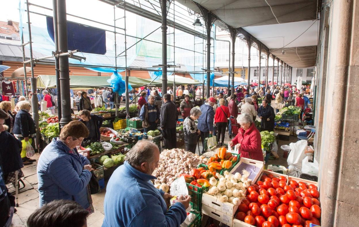 Imagen de archivo de la zona que ocupan las zabarceras en la plaza de los Hermanos Orbón. 