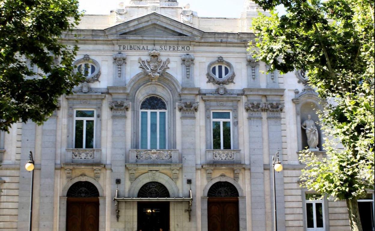 116 familias de víctimas del coronavirus presentan una querella ante el Supremo contra el Gobierno