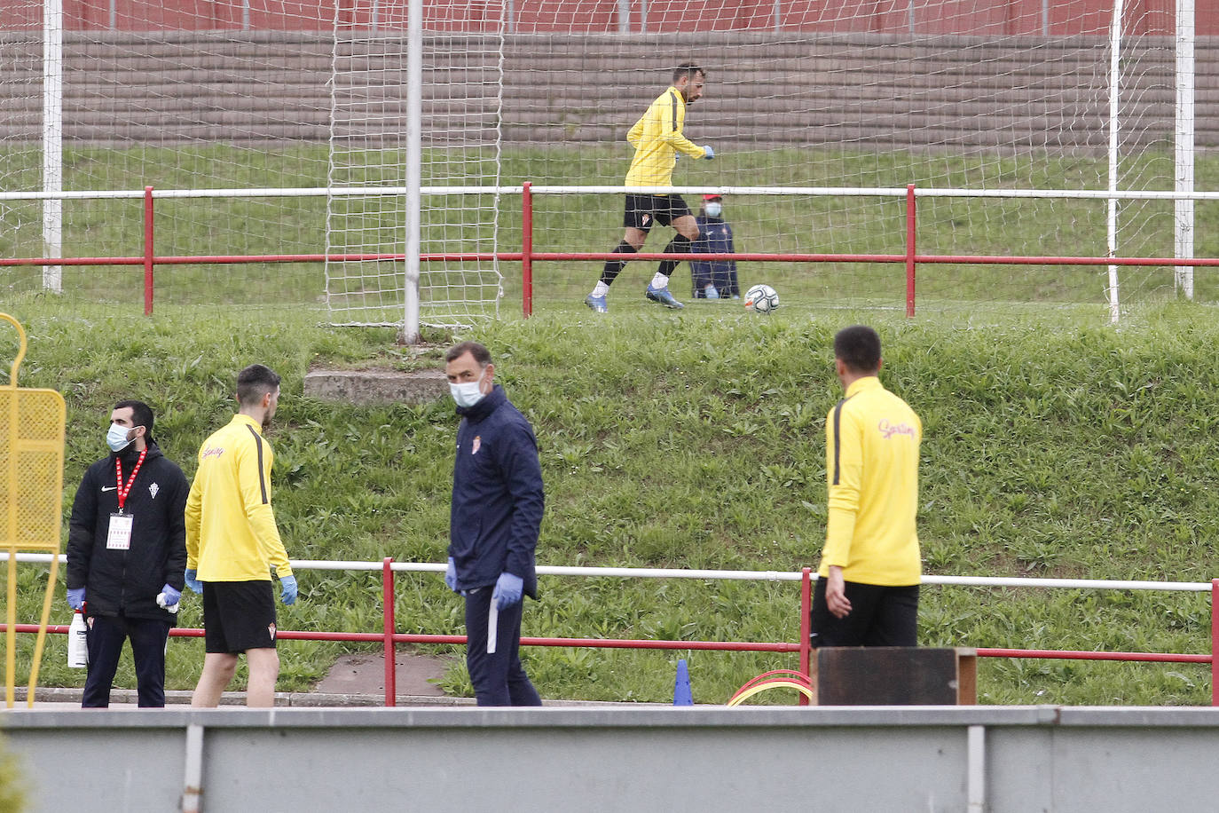 Fotos: Entrenamiento del Sporting (13/05/2020)