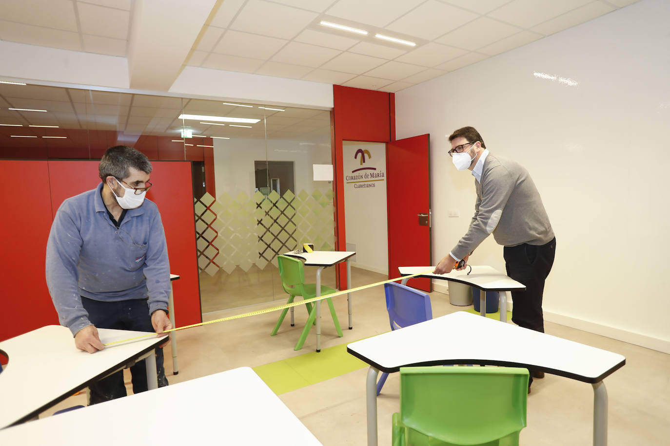 Fotos: Los centros educativos asturianos se preparan para su reapertura