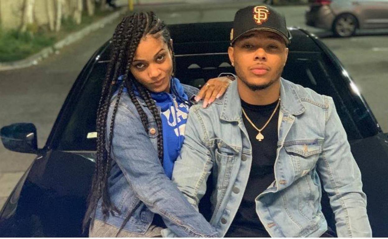 Gregory Tyree Boyce, actor de crepúsculo, junto a su pareja Natalie Adepoju. 