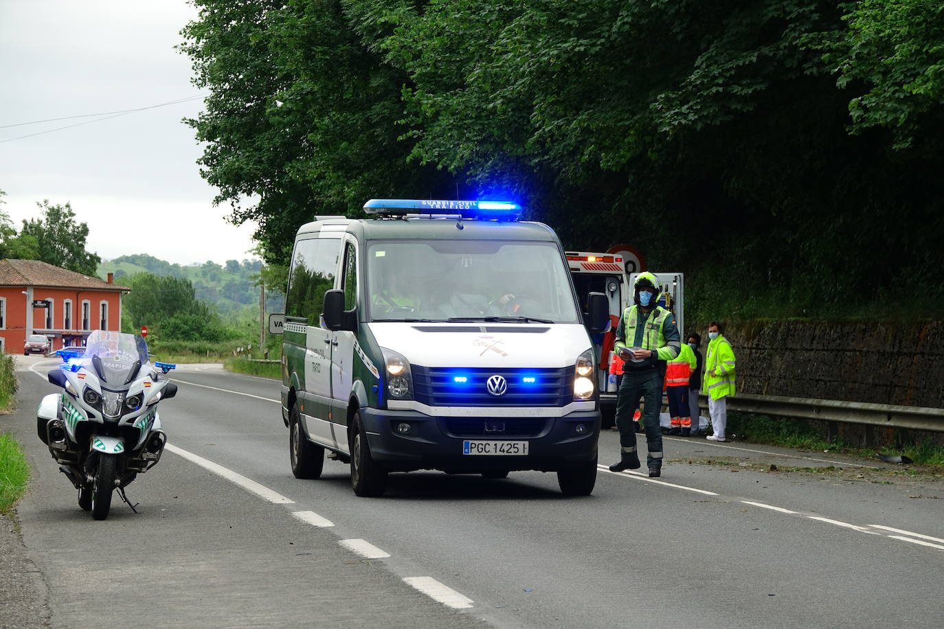 El conductor se salió de la carretera.