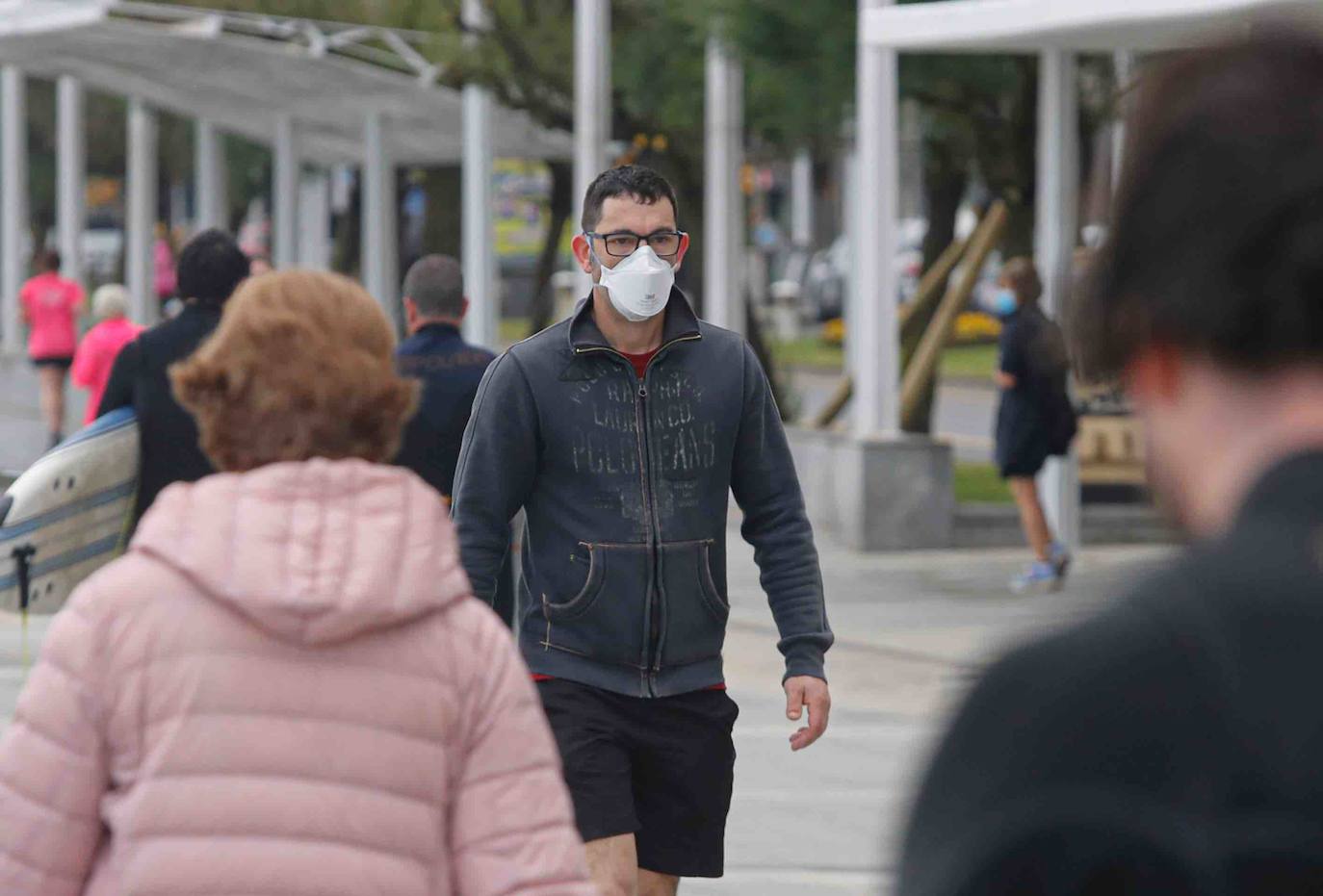 Las calles se llenan de gente el último sábado previo a la entrada en la tercera etapa de la desescalada. La región está preparada pero debe esperar al lunes para disfrutar de mayor apertura a la actividad social.