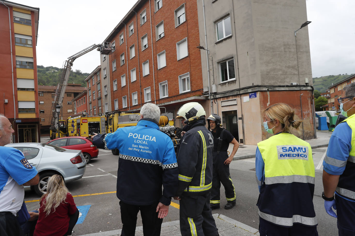 Policía Municipal y bomberos tuvieron que desalojar el inmueble. 