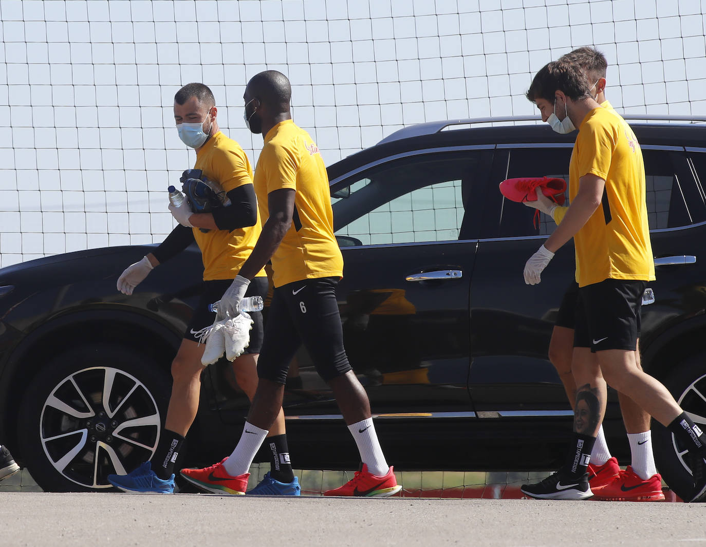 Los jugadores del Sporting supera una nueva ronda de exámenes médicos para pasar a la siguiente fase