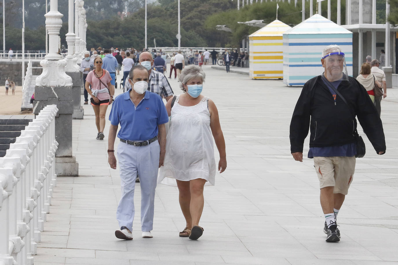 Los asturianos recuperan poco a poco una cierta normalidad en su día a día en pleno proceso de desescalada