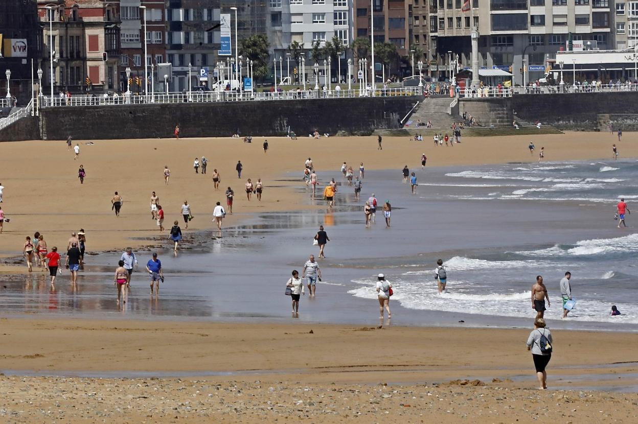 San Lorenzo, que contará con un servicio de acomodadores de playa. 