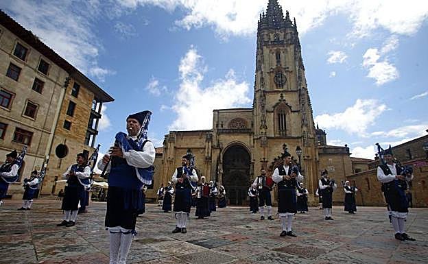 Un instante, durante la presentación