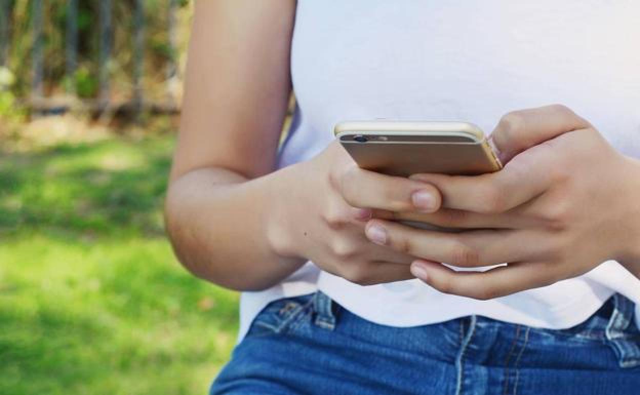 A prisión por llamar 150 veces a su exmujer de la que tiene una orden de alejamiento