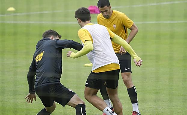 El horario del partido del Sporting en Alcorcón se retrasa quince minutos 