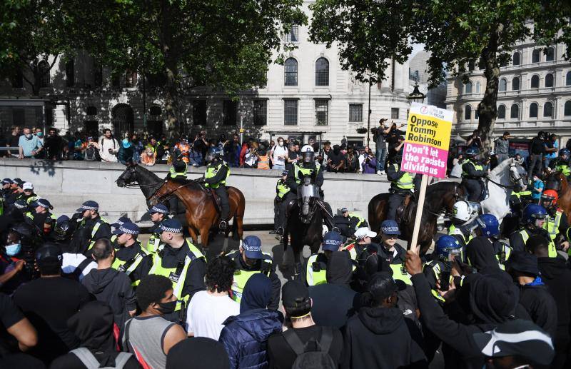 Cala el movimiento originado en Estados Unidos en las dos capitales europeas, que este sábado ha vivido una joranada de multitudinarias manifestaciones.