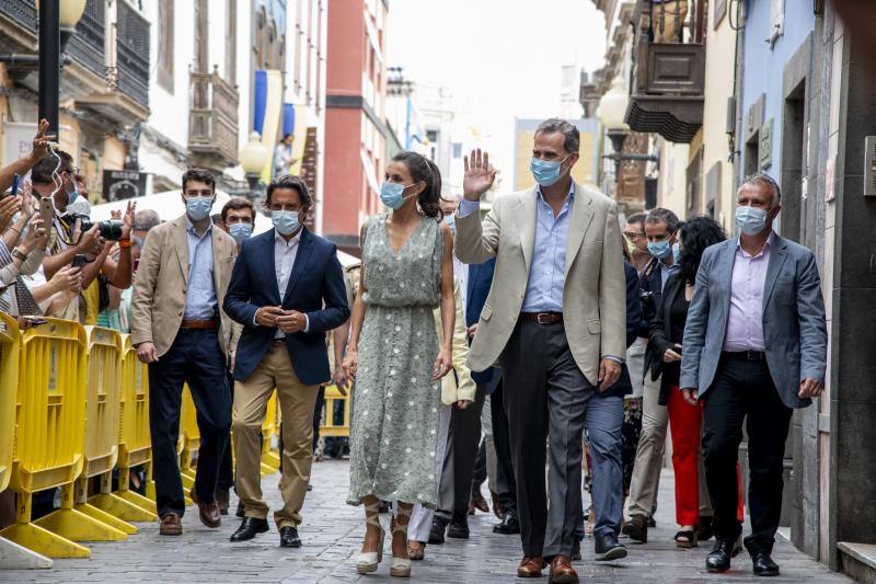 Don Felipe y doña Letizia inician su periplo en Canarias como primer destino de su gira por toda España tras el confinamiento.