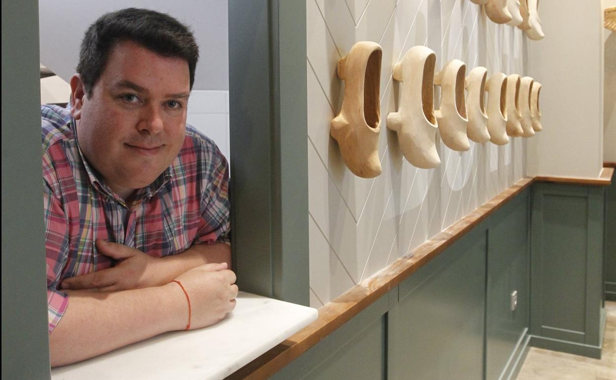 Juanjo Cima, en su local gijonés, que abrirá sus puertas el próximo martes. 