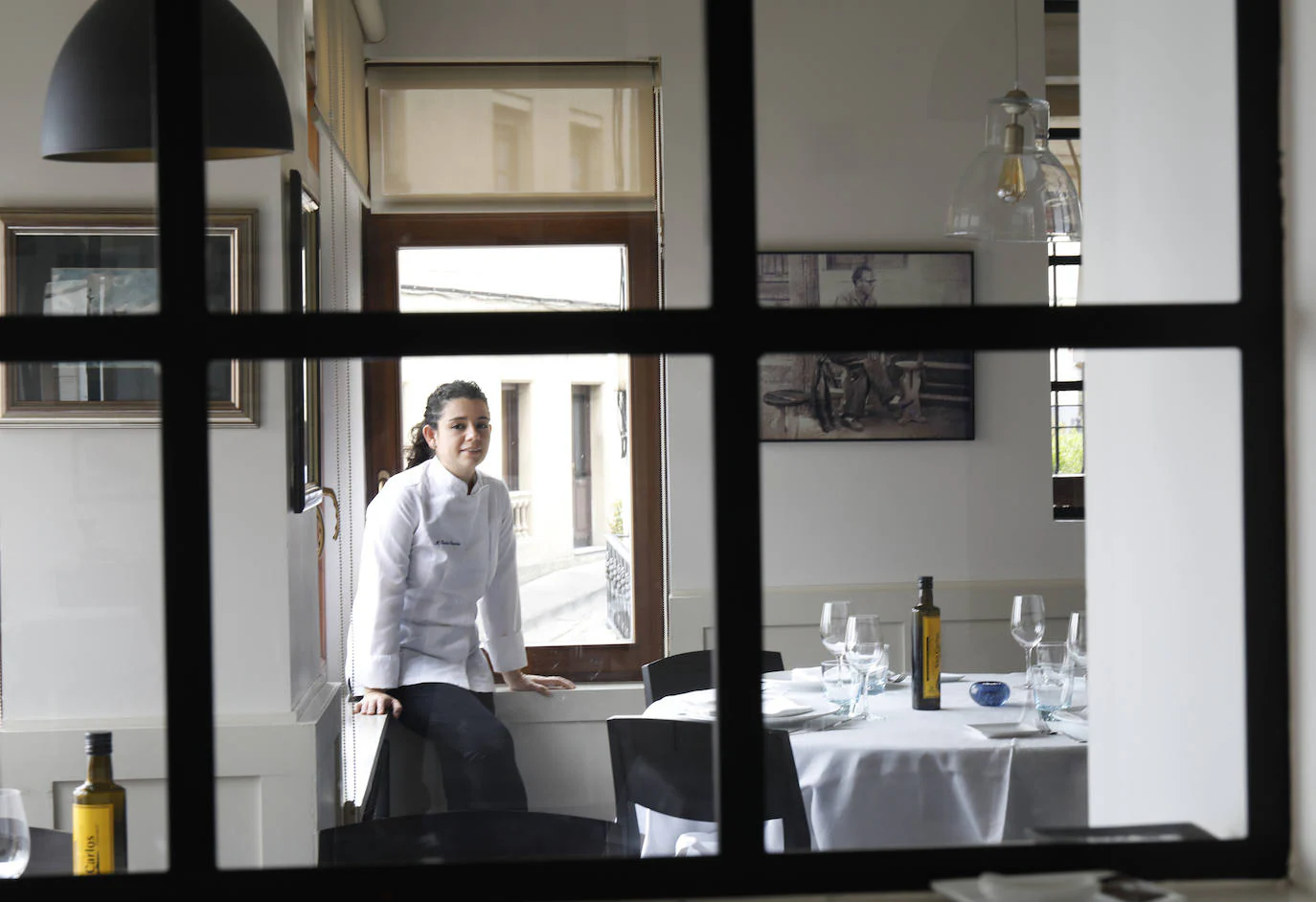 8. Casa Eutimio | Se trata de un restaurante de toda la vida, con unas vistas del Cantábrico, en Lastres, que hipnotizan. La cocina corre a cuenta de la guisandera María Busta.