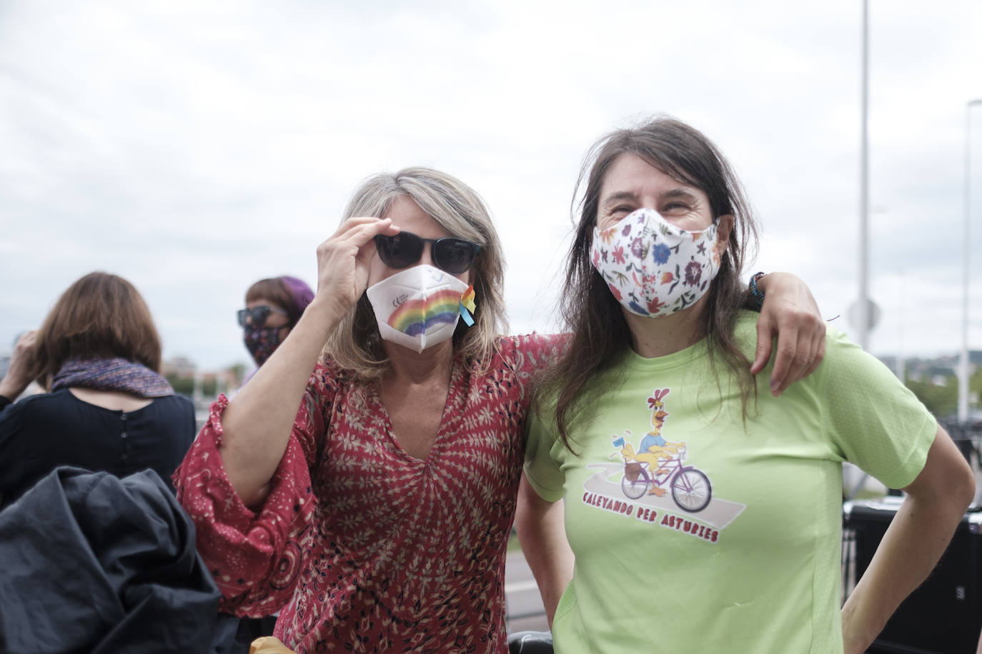 Xega organizó este sábado una movilización en bicicleta para celebrar el 'Día del orgullo 2020'. Además, tuvo lugar el recorrido urbano de la 'drag queen' Londra Show.