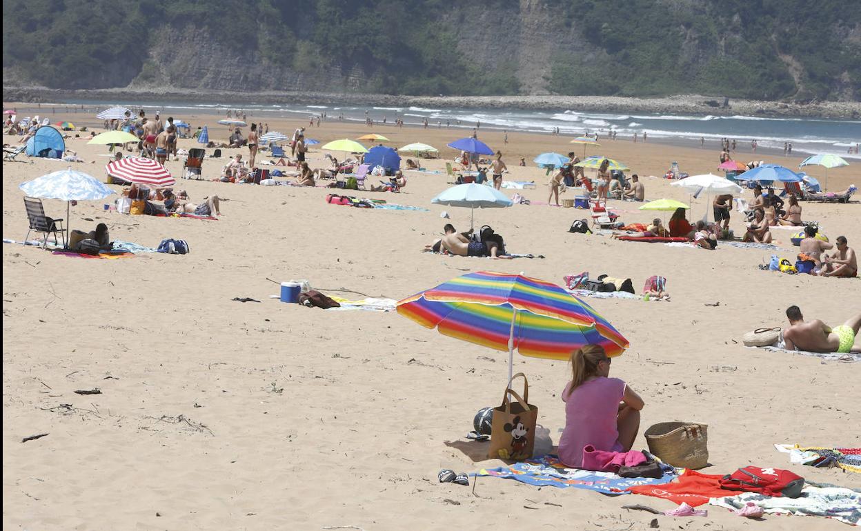 Playa de Rodiles.