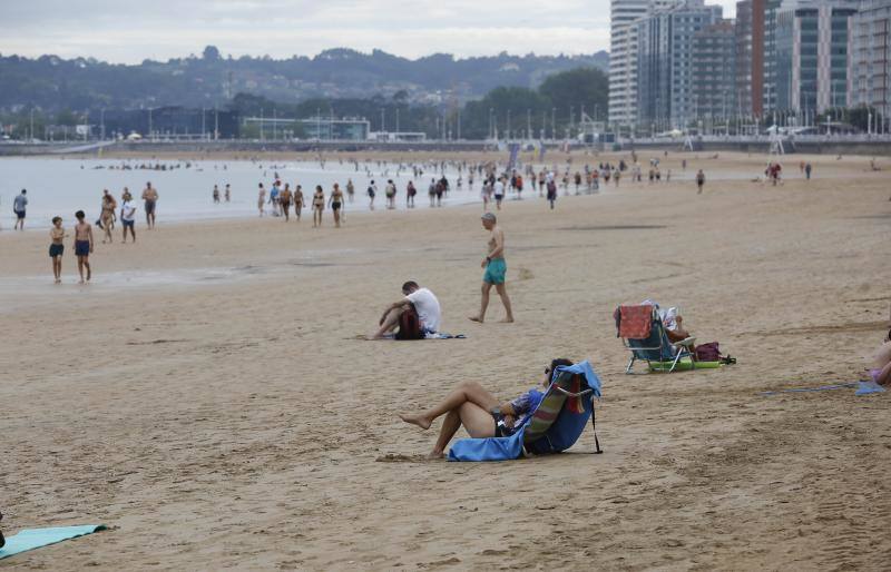 El Principado ya recibe a sus primeros turistas en el primer fin de semana de la nueva normalidad