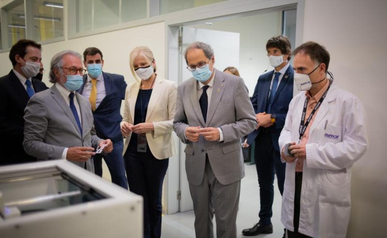 El presidente de la Generalitat, Quim Torra, junto al presidente de Eurecat, Xavier Torra 