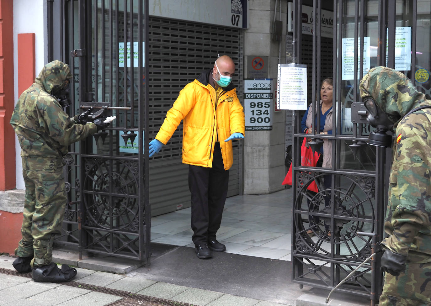 El estado de alarma se prolongó hasta el 21 de junio y durante más de 90 días los asturianos sufrieron restricciones a la movilidad, la educación presencial se paralizó y la actividad en los hospitales era una dura lucha contra la pandemia