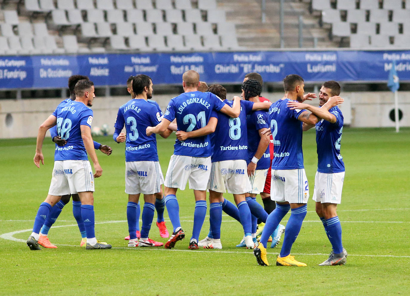 El Real Oviedo y el Mirandés se han disputado los tres puntos en el estadio Carlos Tartiere. 