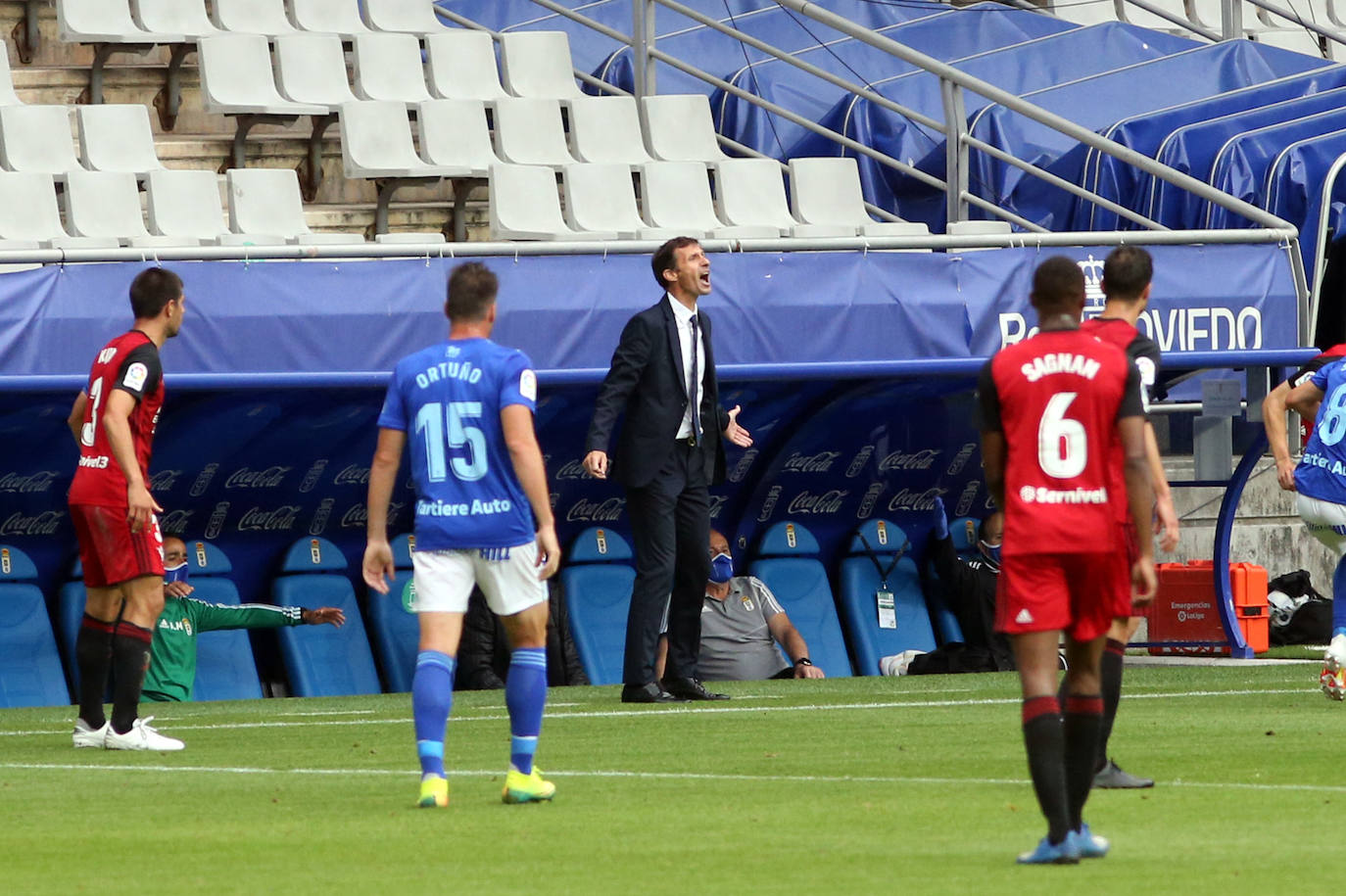 El Real Oviedo y el Mirandés se han disputado los tres puntos en el estadio Carlos Tartiere. 