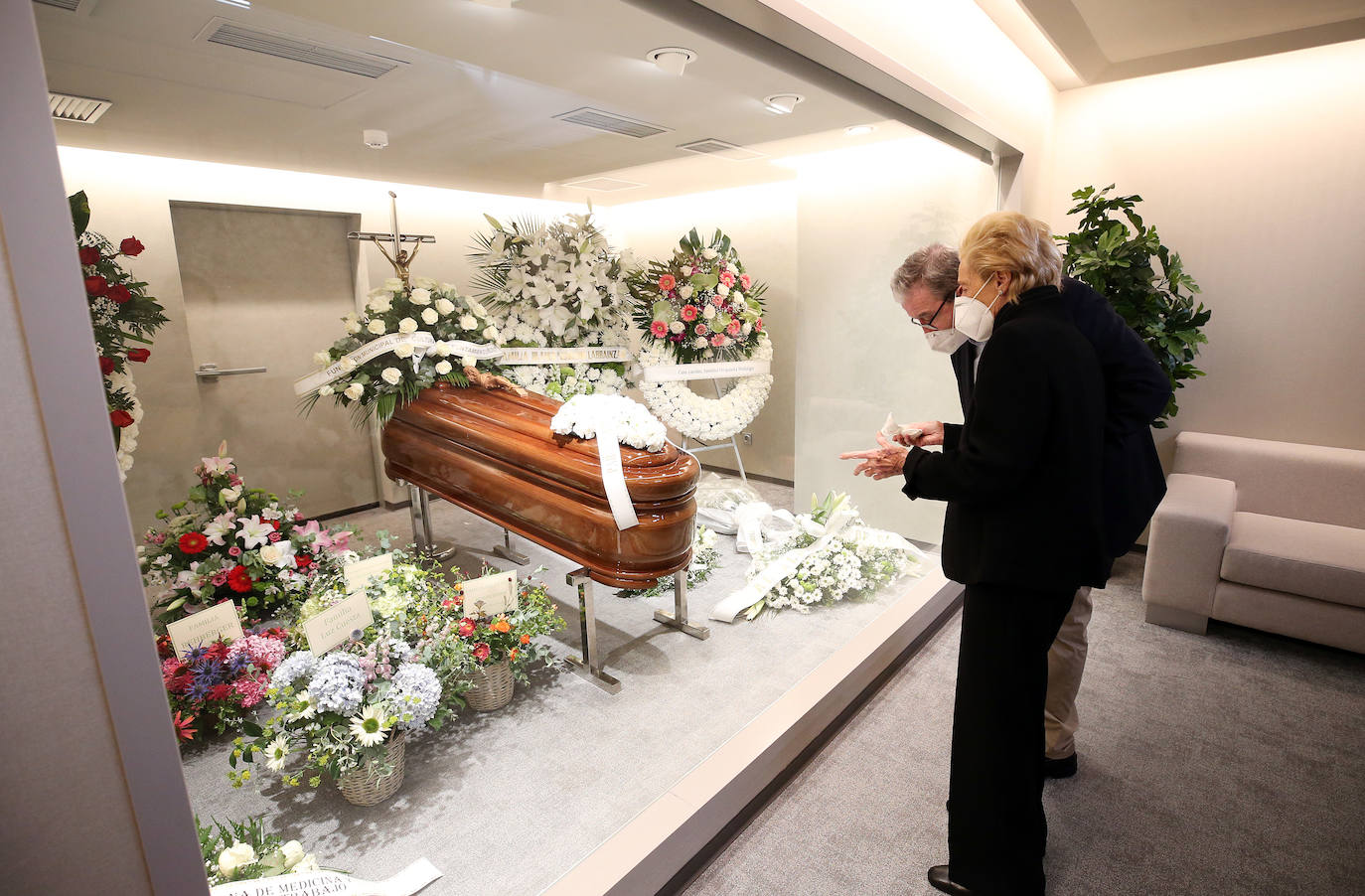 La capilla ardiente se llenó de amigos, compañeros y familiares de quien también fue presidente de la Sociedad Filarmónica, fallecido a los 88 años.