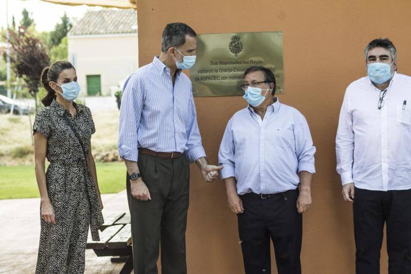 Fotos: El look asequible con el que Letizia ha triunfado en su visita a Cuenca