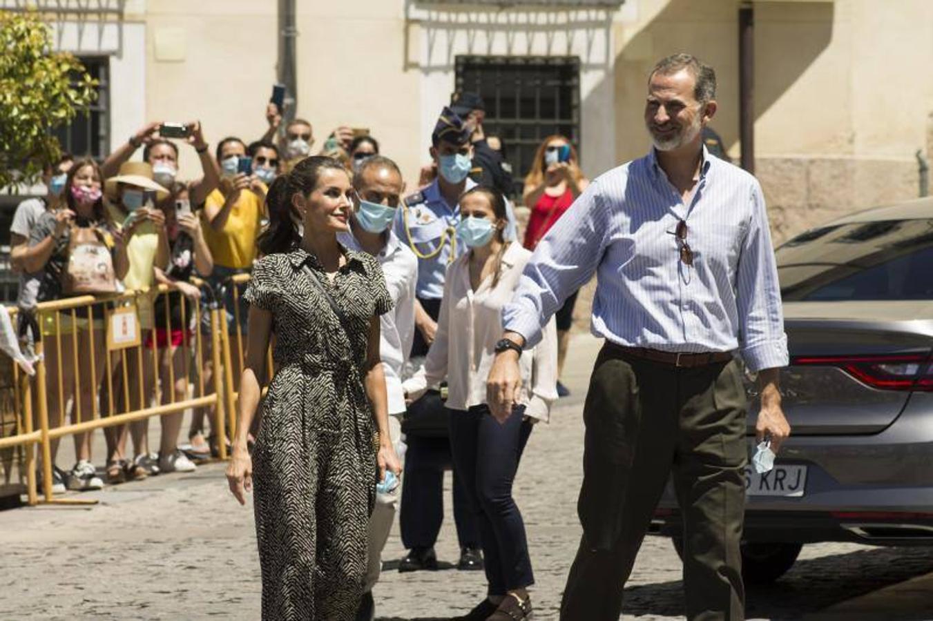 Fotos: El look asequible con el que Letizia ha triunfado en su visita a Cuenca