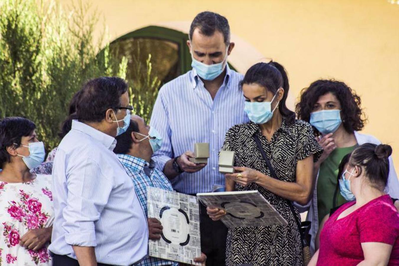 Fotos: El look asequible con el que Letizia ha triunfado en su visita a Cuenca