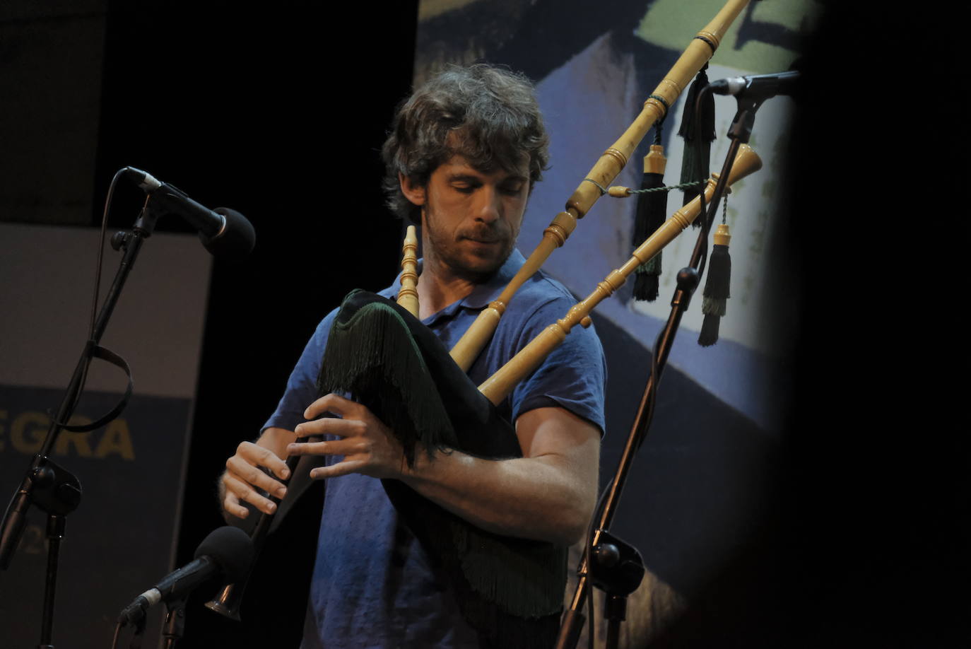 El grupo asturiano inauguró los conciertos de esta edición de la Semana Negra