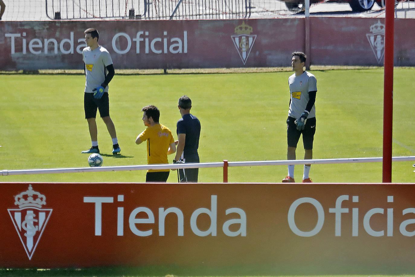 El Sporting prepara el partido ante el Girona