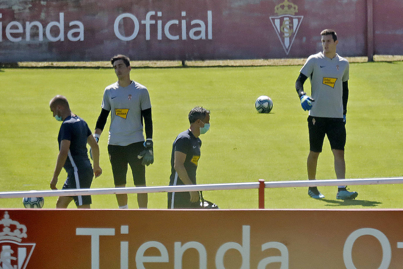 El Sporting prepara el partido ante el Girona