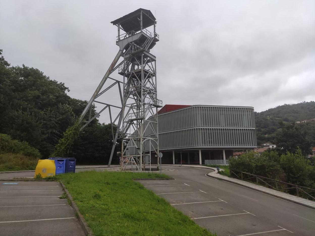 Pozo Entrego, en San Martín del Rey Aurelio. 