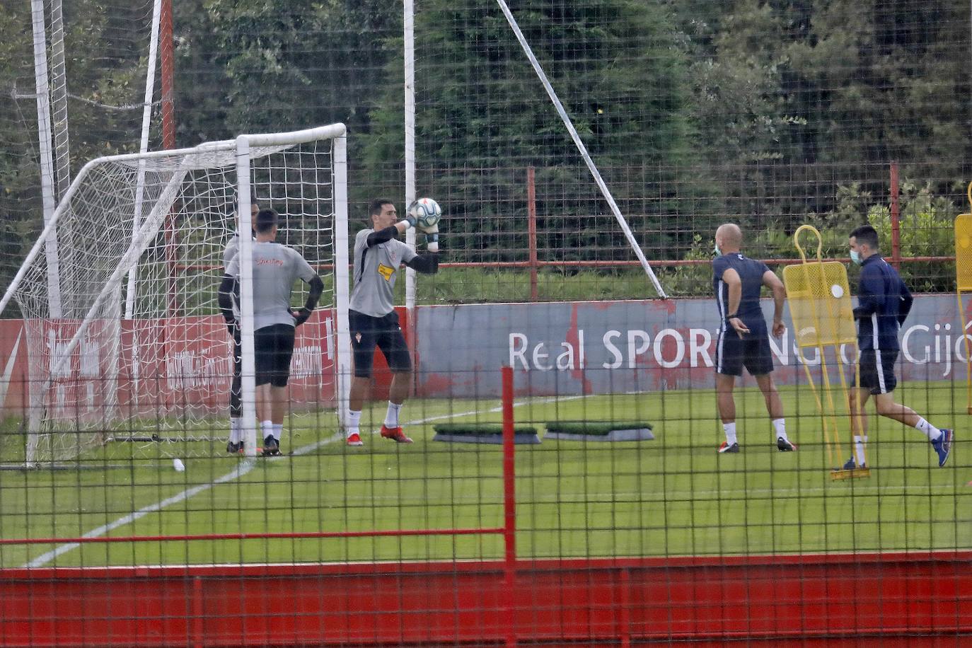 Fotos: Entrenamiento del Sporting (11-07-2020)