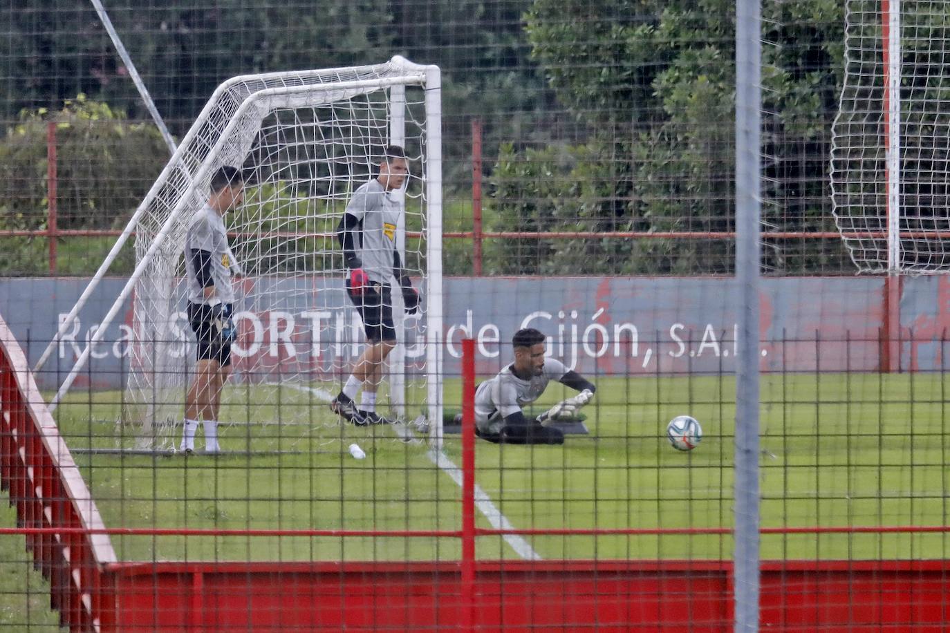 Fotos: Entrenamiento del Sporting (11-07-2020)