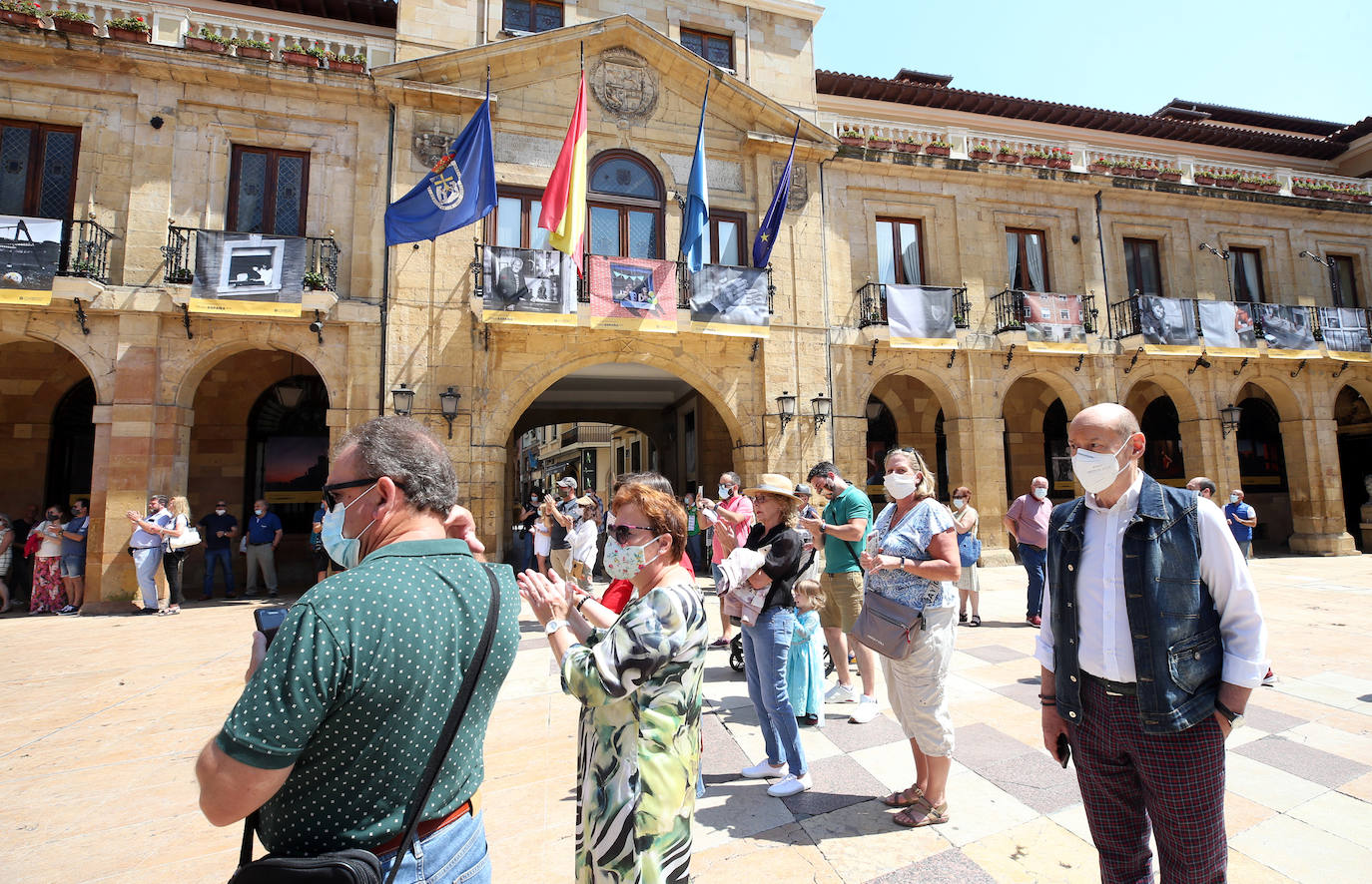 El calor que se ha instalado en la región ha llenado arenales y lugares turísticos de la región. Este clima favorable acompañará a los asturianos durante la próxima semana.