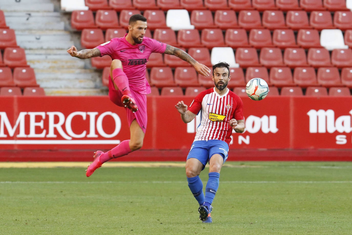 Apura sus opciones de 'play off' con una gran victoria ante el Málaga