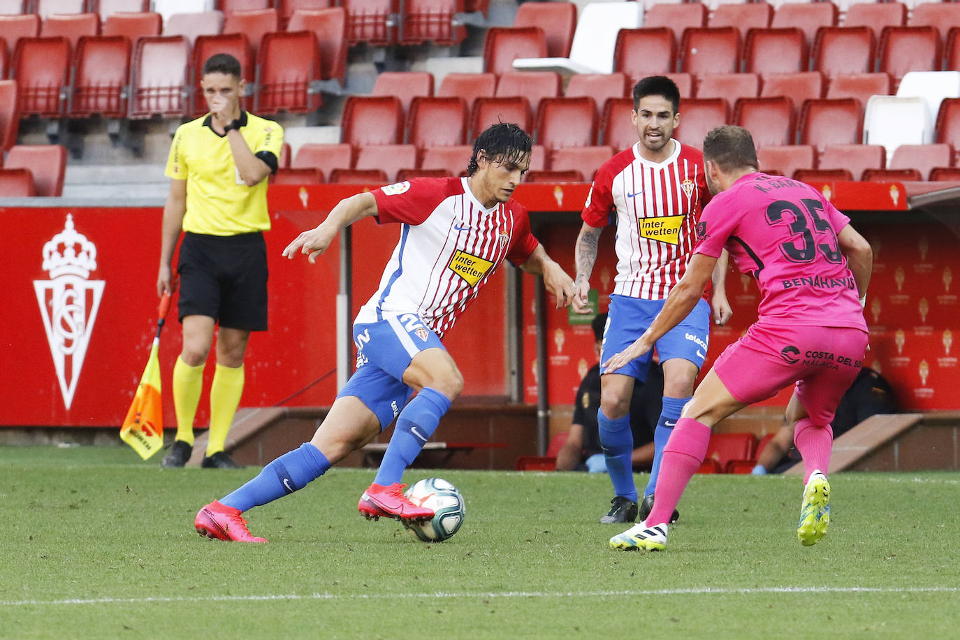 Apura sus opciones de 'play off' con una gran victoria ante el Málaga