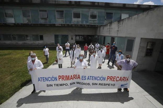 «La carga asistencial nos está estrangulando», advierten los médicos de Atención Primaria de Mieres