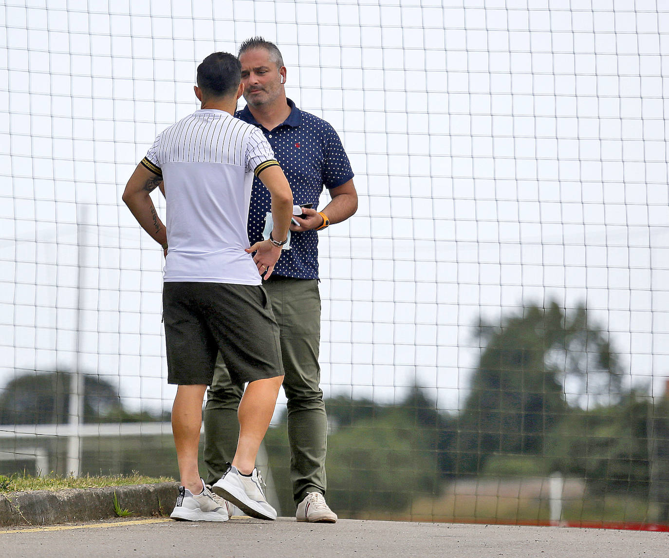 La marcha de Djukic coincidió, este martes, con la presencia de jugadores en Mareo, quienes recogieron sus pertenencias antes de iniciar las vacaciones.