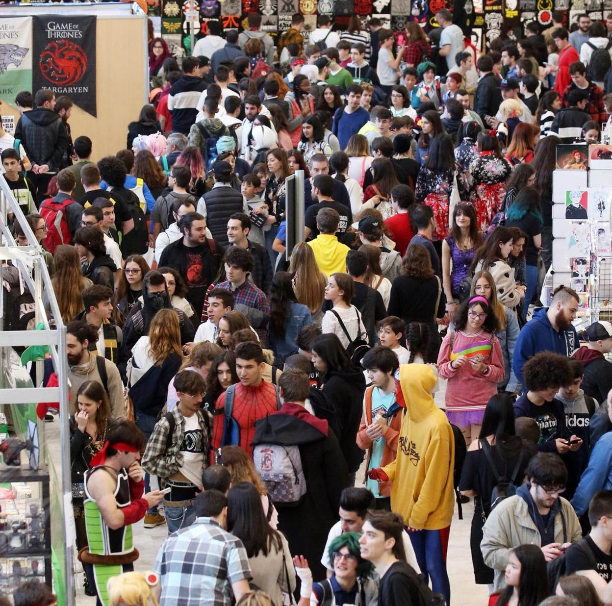 Asistentes a la Cometcon de 2019 celebrada en Oviedo. 