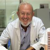 Fernando Vázquez, jefe del Servicio de Microbiología del HUCA