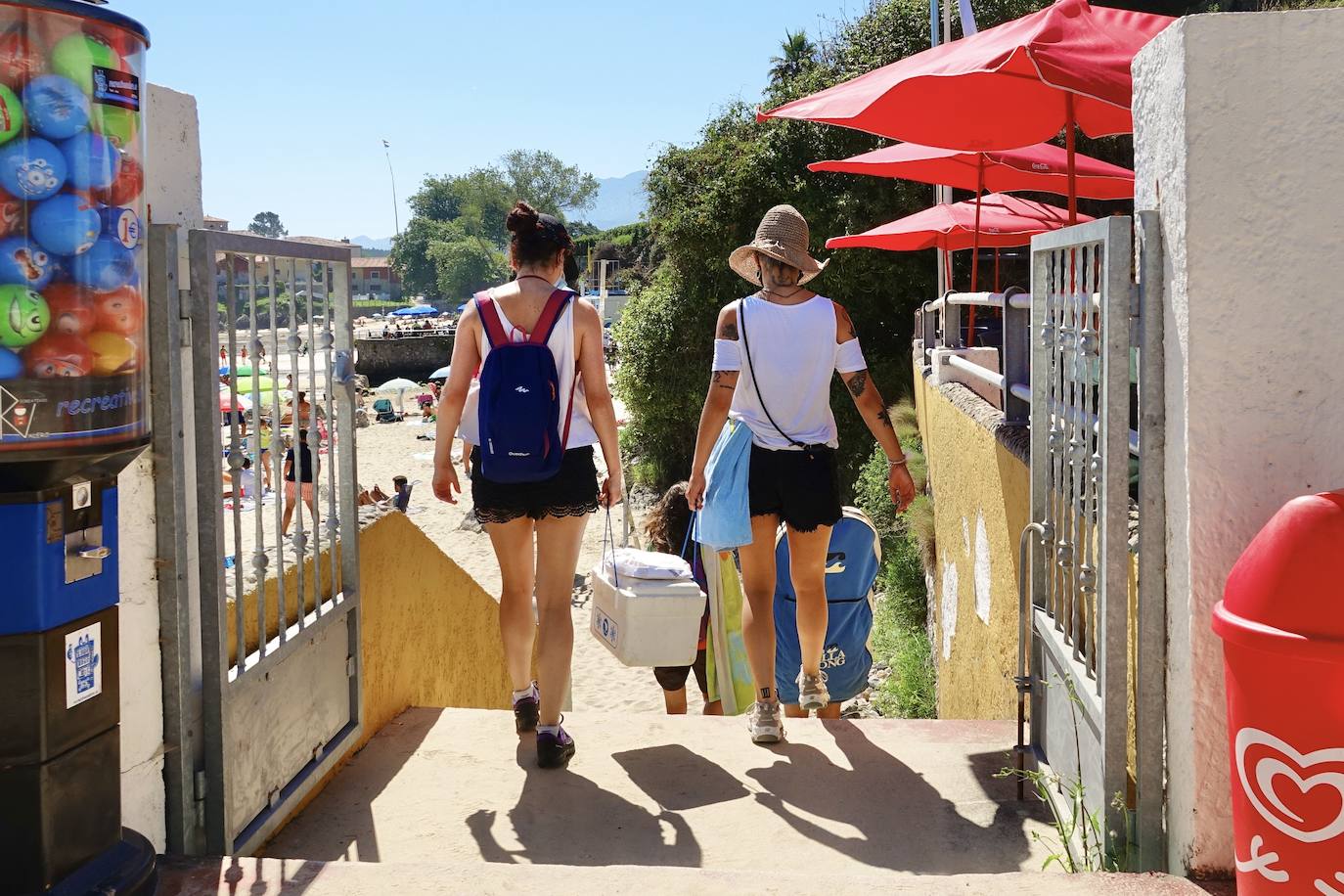 Las playas se convierten en el destino perfecto para atajar el calor